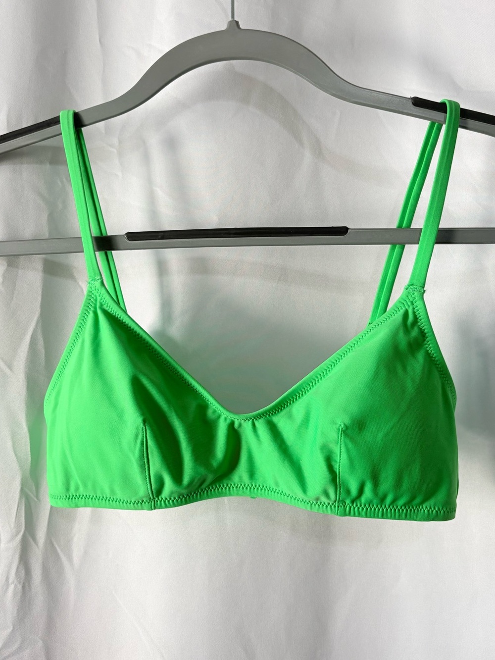 Aerie Bright Green Scoop Bikini Top size Small